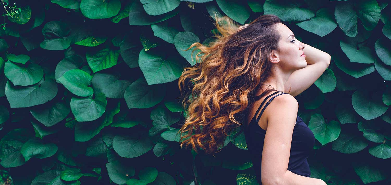 Entdecken Sie, worum es bei der als Curly Girl Methode bekannten Haar-Routine geht